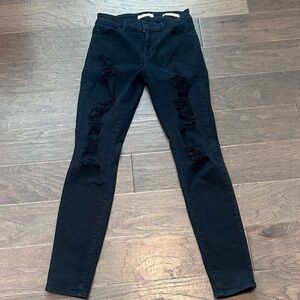 Guess Sexy Curve Distressed Skinny Black Jeans. 27